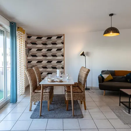 Appartement Chic Avec Parking Au Centre-ville Rouen