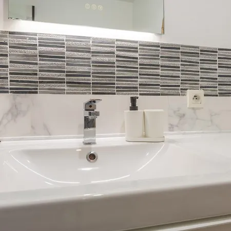 Appartement Chic Avec Parking Au Centre-ville Rouen